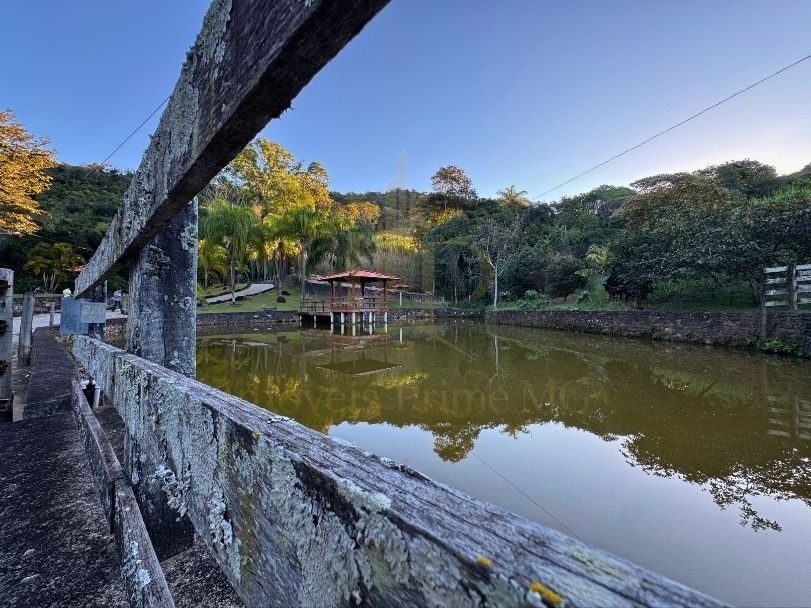 Fazenda Tombador em Itaúna/MG - Acude Reflexo