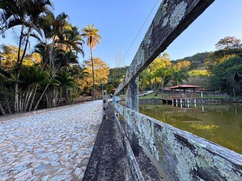 Fazenda Tombador em Itaúna/MG - Lago Passarela